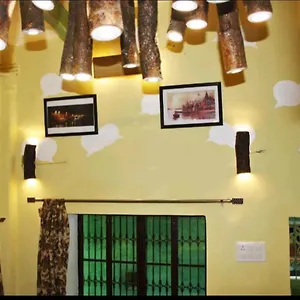Hostel Monalisa, Varanasi